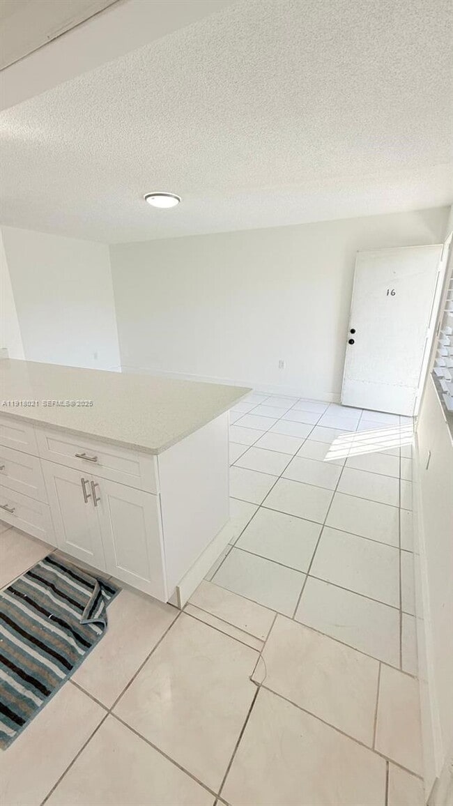 Photo - 20337 NE 2nd Ave Unit 16