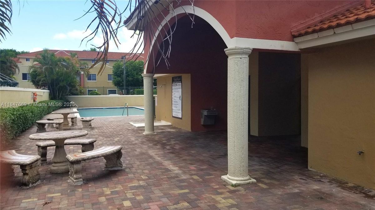 Photo - 15250 SW 134th Pl