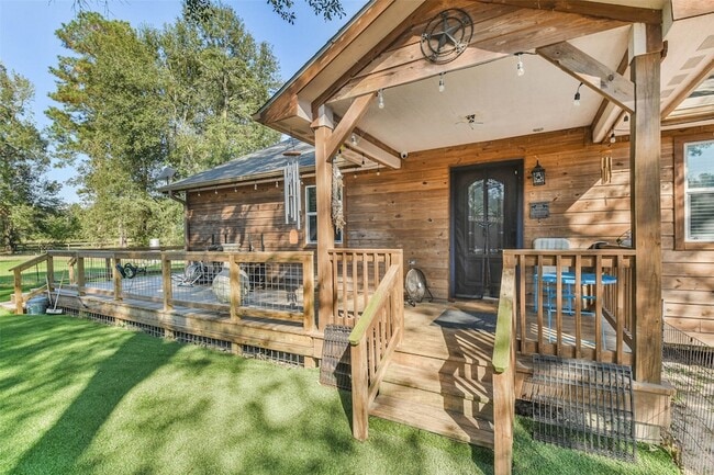 24237 Creekwood Dr