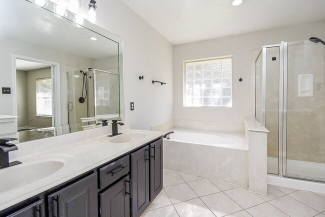 Building Photo - 14703 Concord Grove