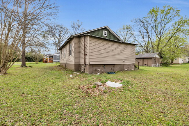Cozy 2-Bed Home in East Brainerd – Quiet S... - Cozy 2-Bed Home in East Brainerd – Quiet S...