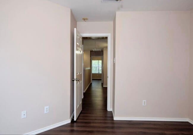 Photo - 25274 Finchgrove Ln