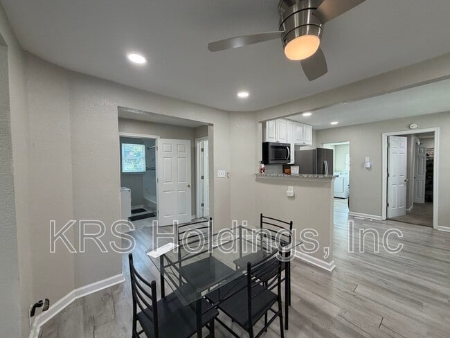 Photo - 1709 Freeney Ave