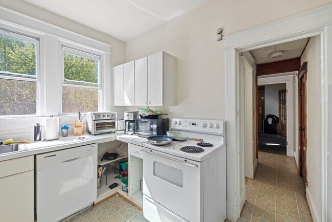 Photo - 7203 Rhode Island Ave