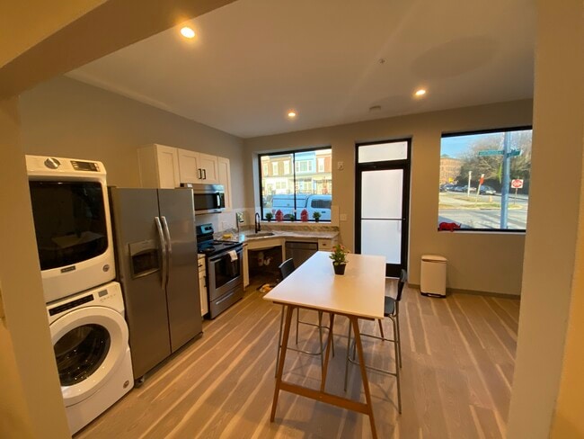 Photo - 2602 Huntingdon Ave Unit 1-Bed Apartment