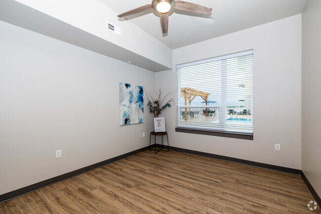 Interior Photo - Skylofts at the Heritage