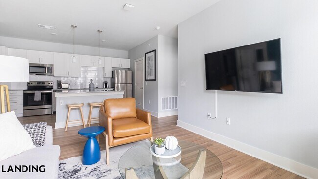 Photo - 1619 N Frazier St Unit 410