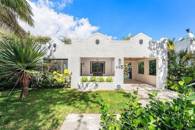 Photo - 445 NE 76th St