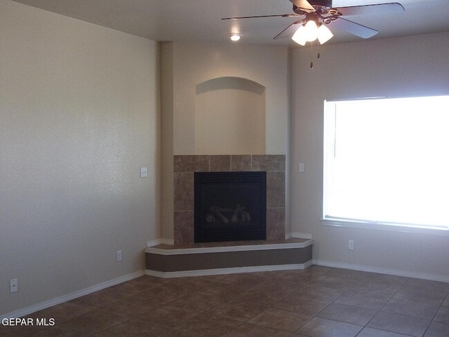 Photo - 5823 Manchester Dr