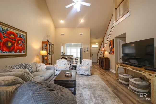 Photo - 430 W Fort Morgan Rd
