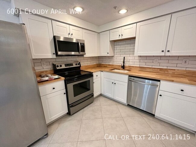 Photo - 6001 Cloudy April Way