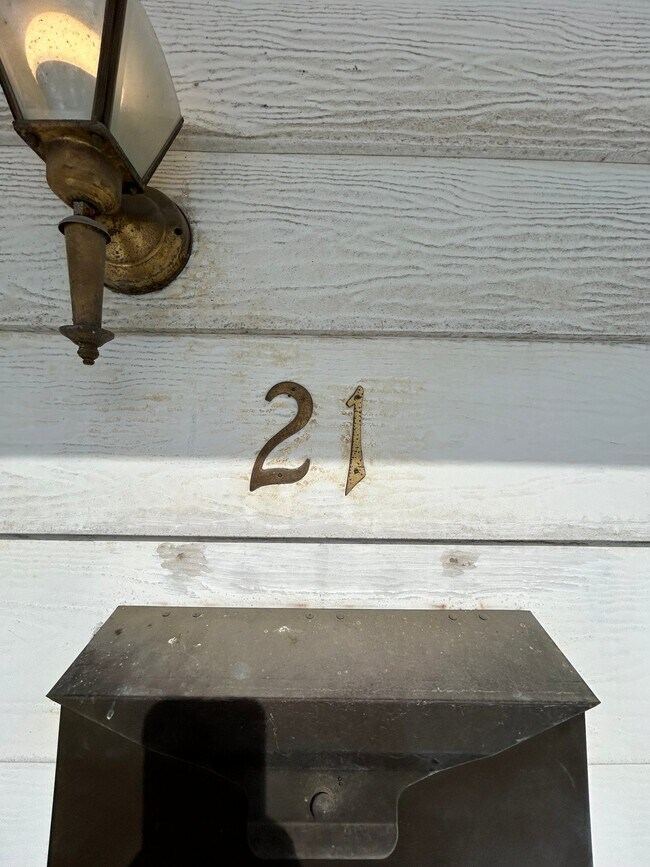 Photo - 21 Agnes Dr