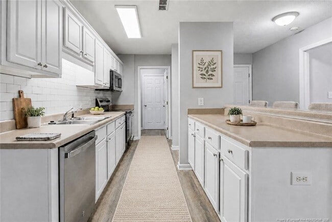 Photo - 401 Meadowland Ct
