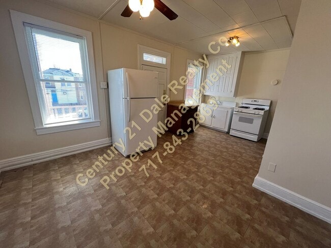 Photo - 3 Bedroom 1 Bath home in Central York School District Unidad 2nd Floor