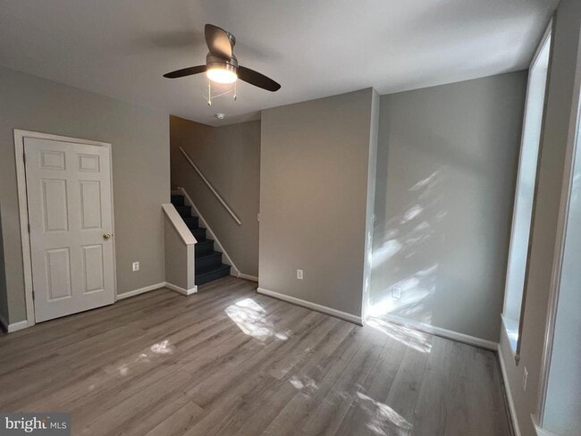Building Photo - 834 N Washington St Rental