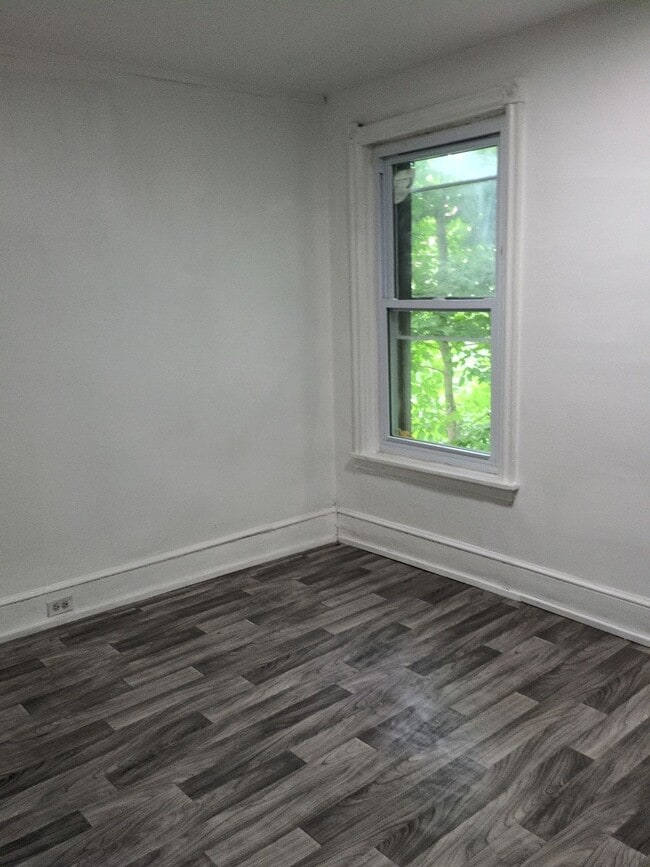 Photo - 2227 Jessup St