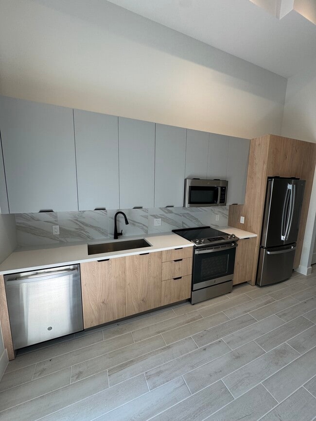 Building Photo - 8226 NW 34th St Unit S13 Rental