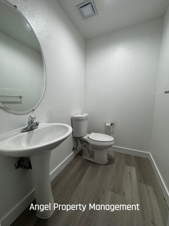 Photo - 1168 Oak Haven Way