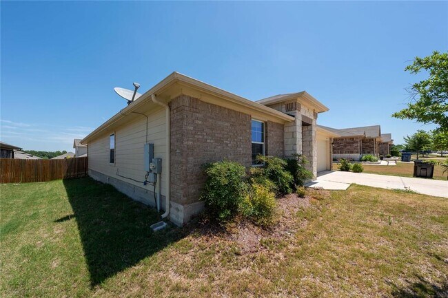 Photo - 414 Pentire Way
