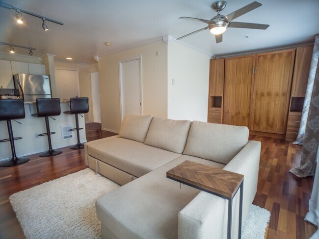 Photo - 323 Queen Anne Ave N Unit 409