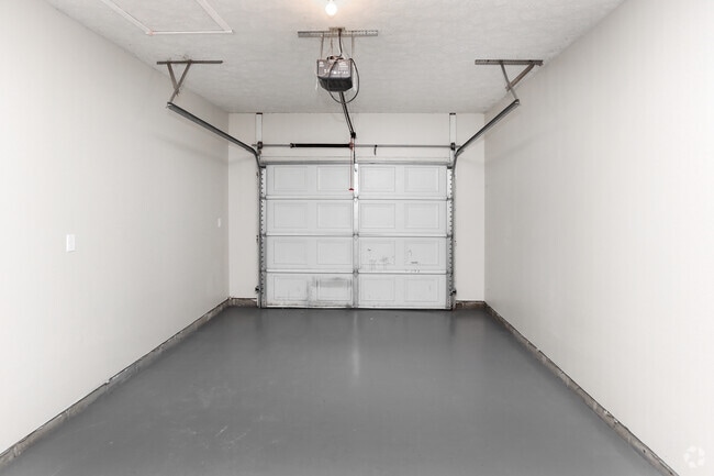2BR, 1BA - 850SF