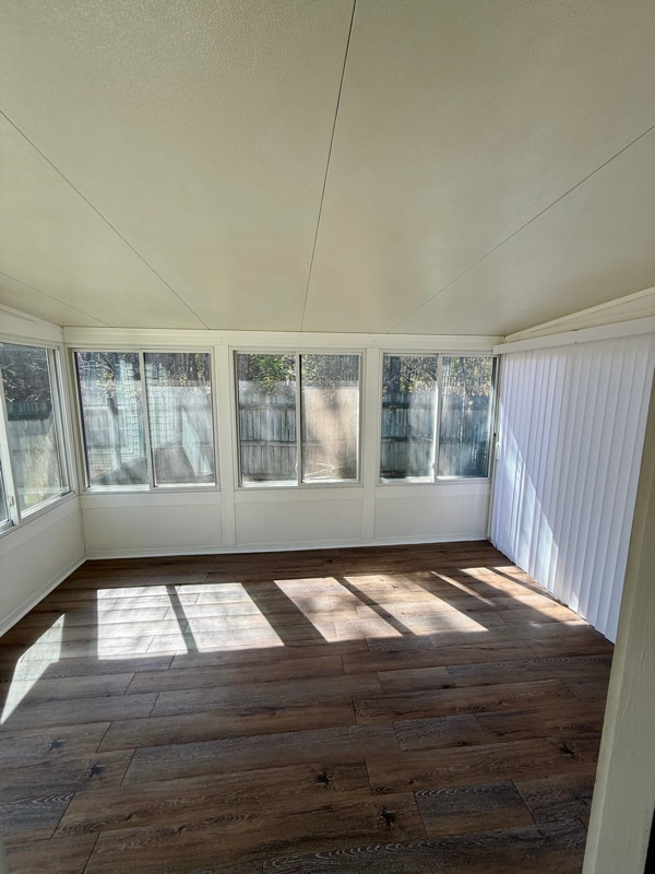 Photo - 149 Flagstone Ln