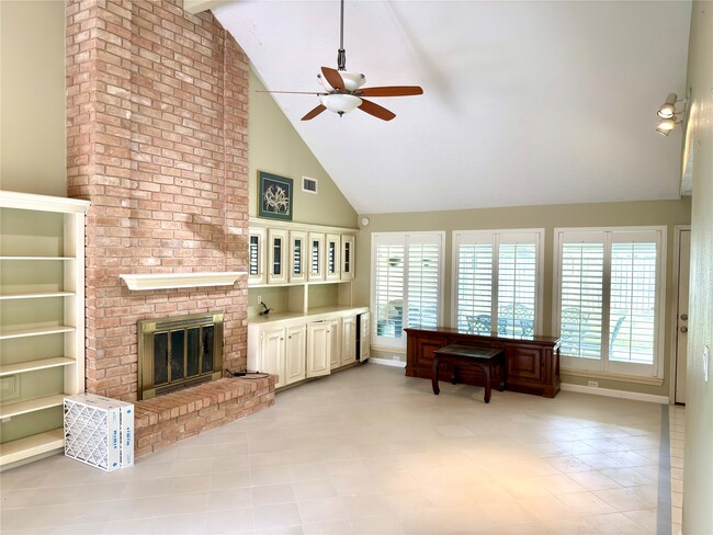 Photo - 14834 Charlmont Dr