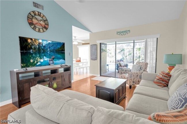 Photo - 3749 SW 1st Pl