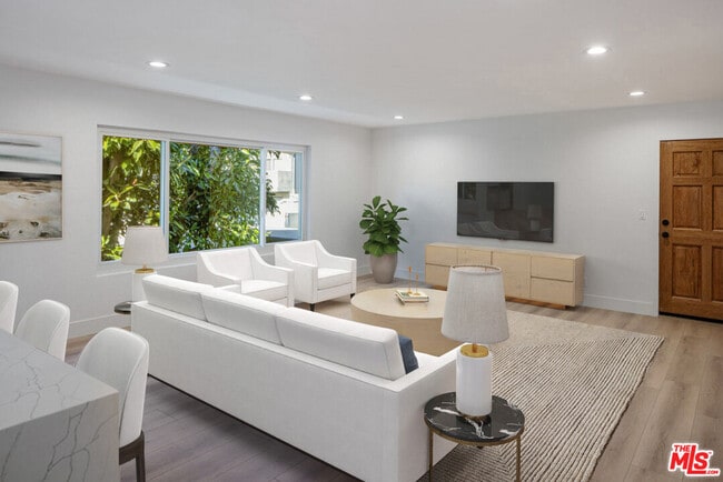 Photo - 943 9th St Unit 9