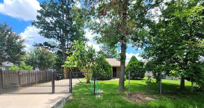 Photo - 19122 Sears Dr House