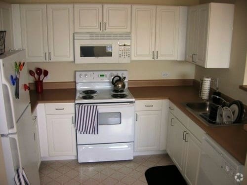 Kitchen - Spinner Place