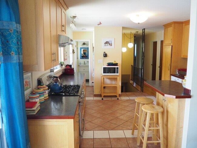 Photo - Fully furnished Three Bedroom Ranch Home in South Boulder available June 1st-December 15th, 2025.
