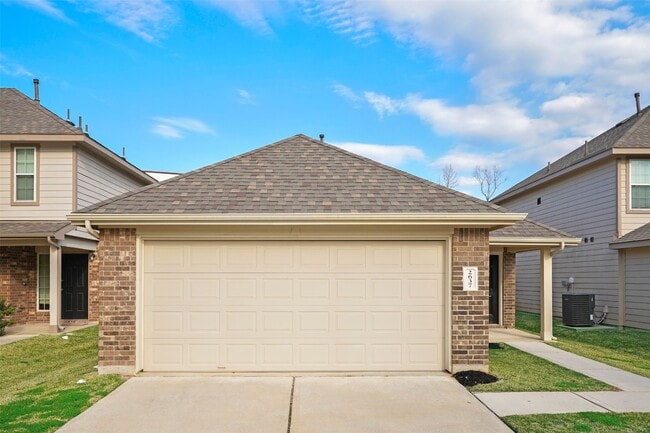 Building Photo - 2637 Lina Dr