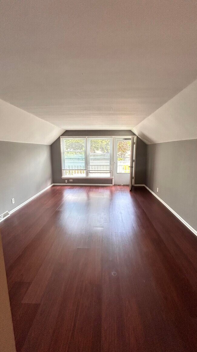 Photo - 5747 N 93rd St