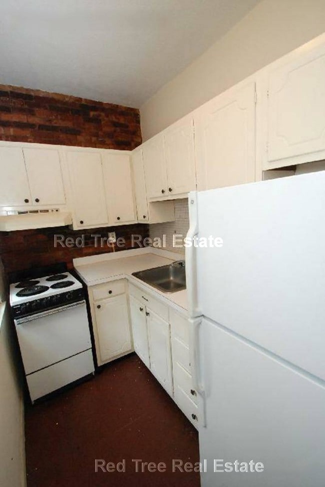 Photo - 70 S Huntington Ave Unidad 4