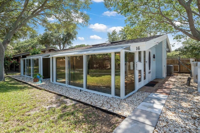 Photo - 408 Harrison Ave Unidad ID1346823P