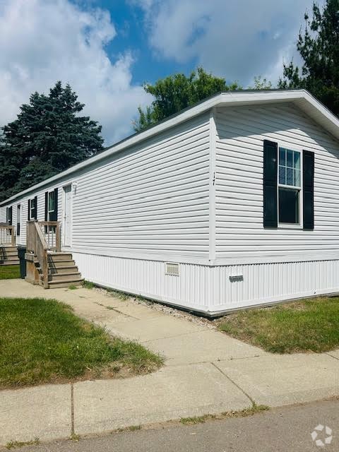 Building Photo - 17 E Manor St Rental