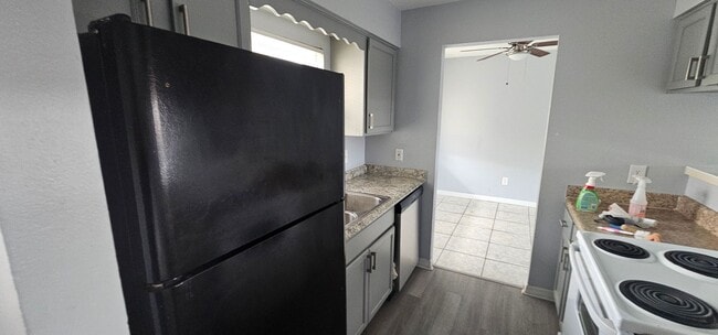Photo - 2 BEDROOM / 2 BATH APARTMENT (GOLDEN KEY APARTMENTS) NEAR THE FLORIDA MALL Unit m56724