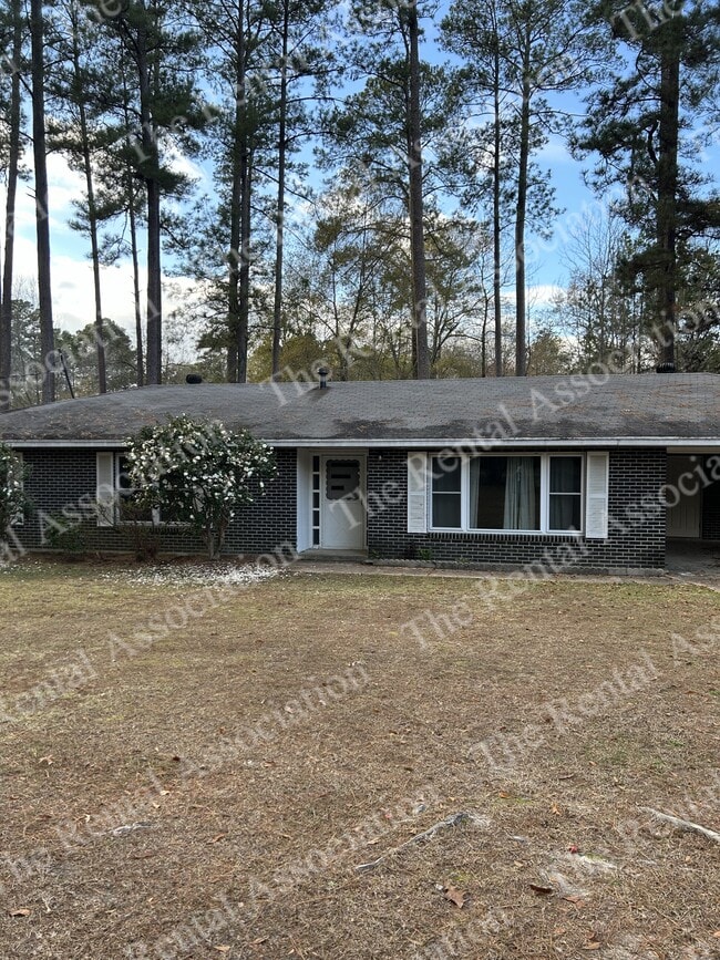 Building Photo - 1908 Roosevelt Dr Rental