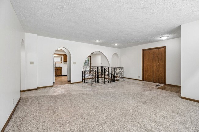 Photo - 1920 Oakdale Ave