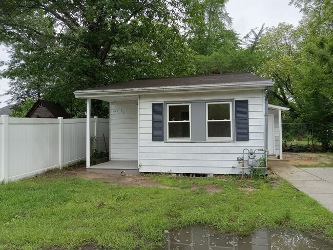 Photo - One Bedroom Detached House FOR RENT in Bridgeton, NJ $1150