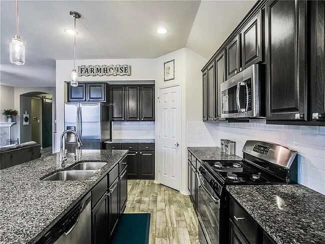 Photo - 1506 Canyon Creek Rd