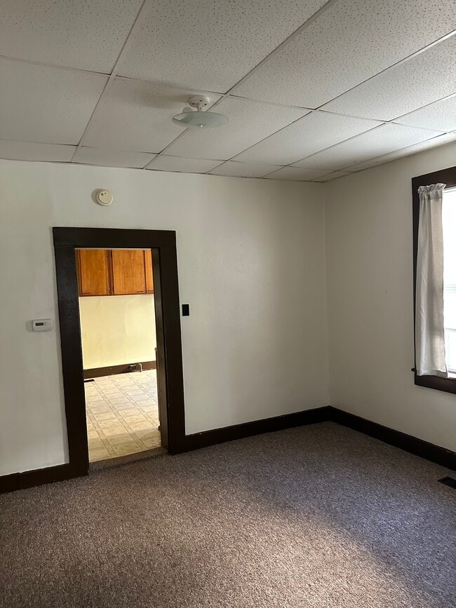 Building Photo - 502 E 4th St Unit 502