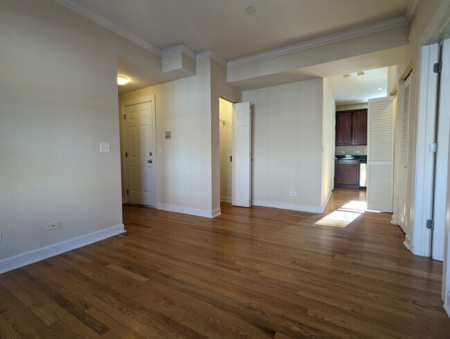 Photo - 3243 N Clifton Ave Unit 3244-W2