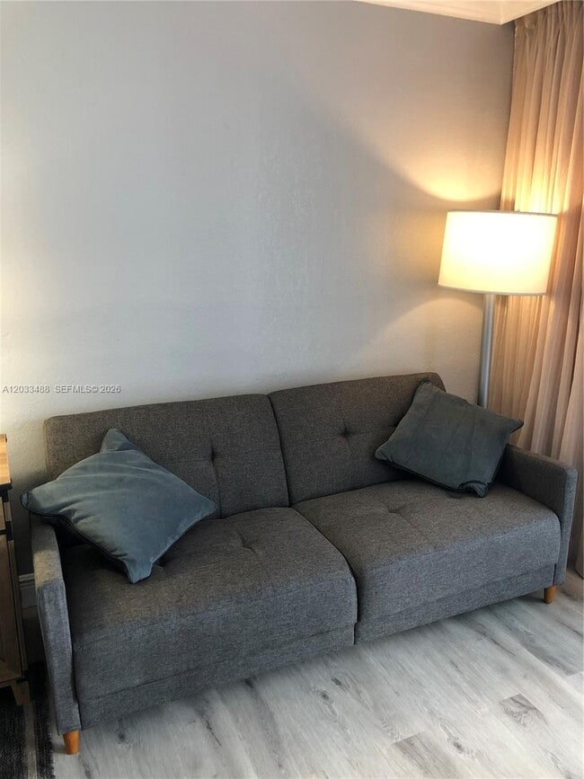 Photo - 19201 Collins Ave Unit 806