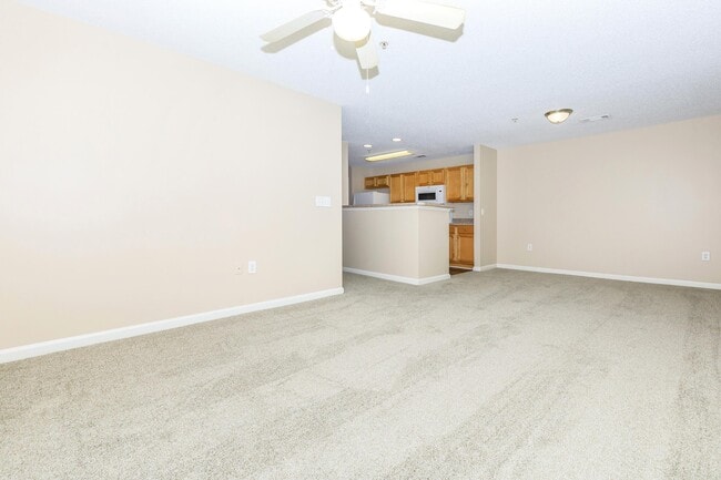 Building Photo - Lakeshore Crossing Apartments