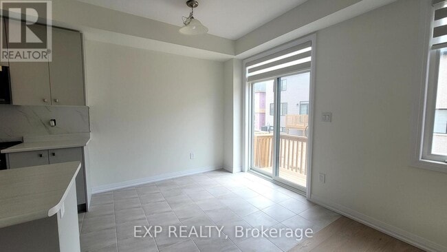 Photo - 74 Marche drive