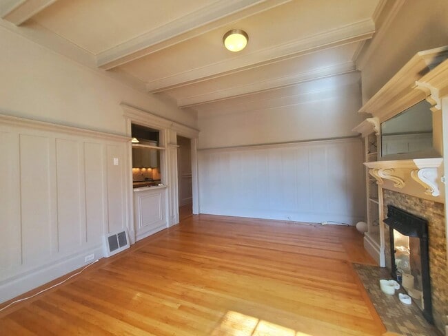 Photo - 1126 Masonic Ave