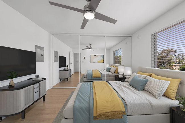 Building Photo - Hilltop Terrace