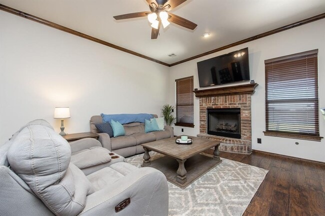 Photo - 18121 Haslemere Ln